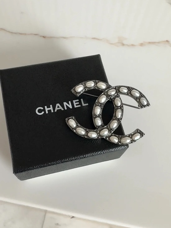 CHANEL Jewelry - CHANEL Silver CC Logo Brooch with White Pearls